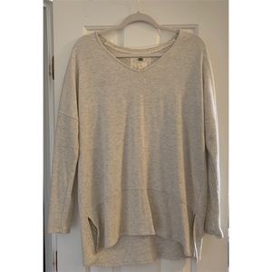 Tan long sleeve sweater hi-low style